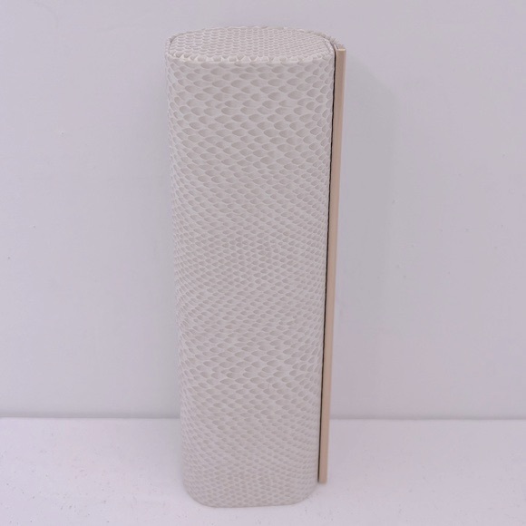 JIMMY CHOO GLASSES/SUNGLASSES CASE, FAUX SNAKE LEATHER, TAN & WHITE, 6.5” X 2.5” - Picture 6 of 13